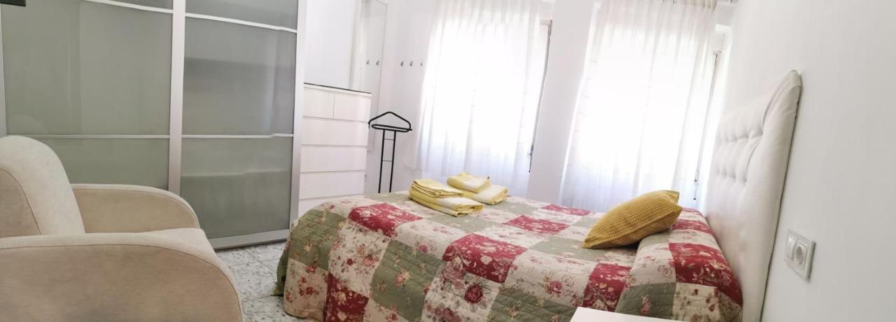 A Cinco Minutos De Todo Apartman Oviedo Kültér fotó