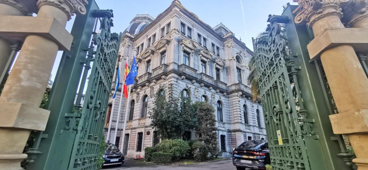 A Cinco Minutos De Todo Apartman Oviedo Kültér fotó