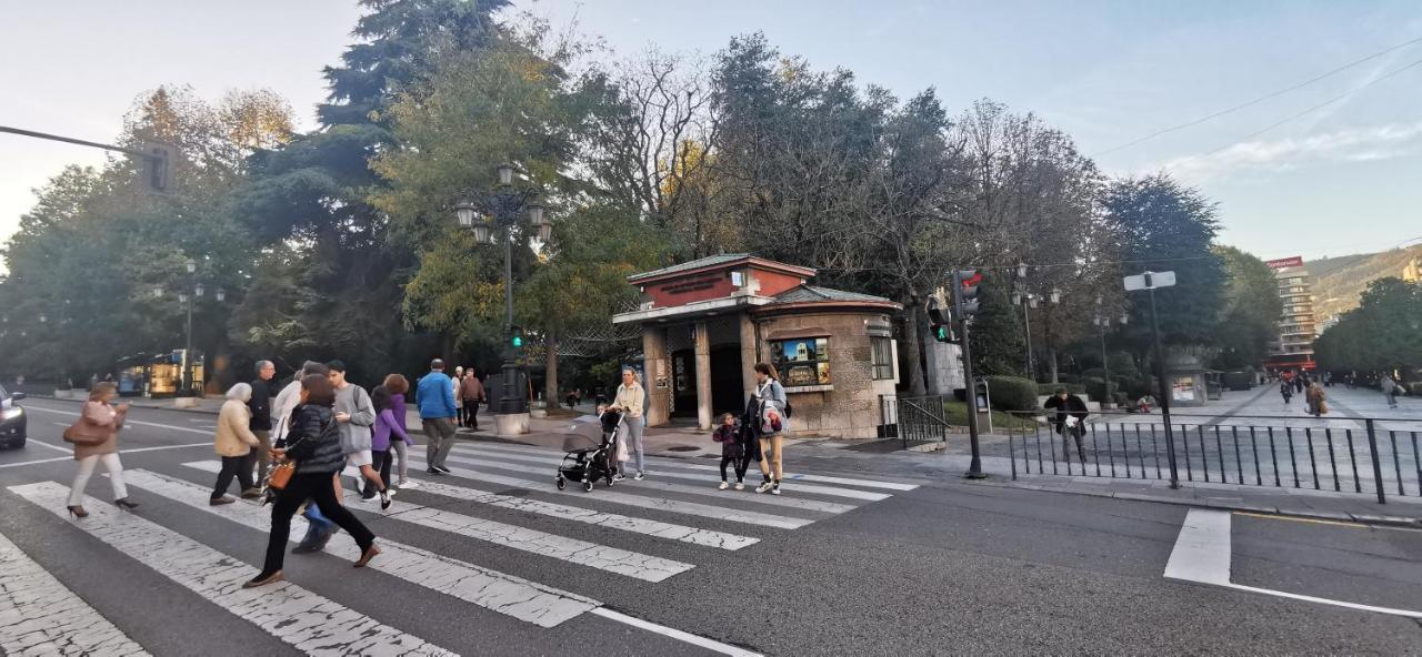 A Cinco Minutos De Todo Apartman Oviedo Kültér fotó
