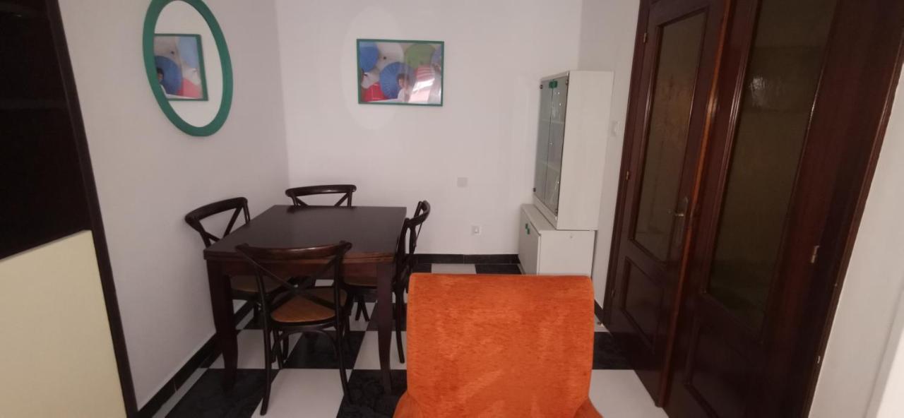 A Cinco Minutos De Todo Apartman Oviedo Kültér fotó