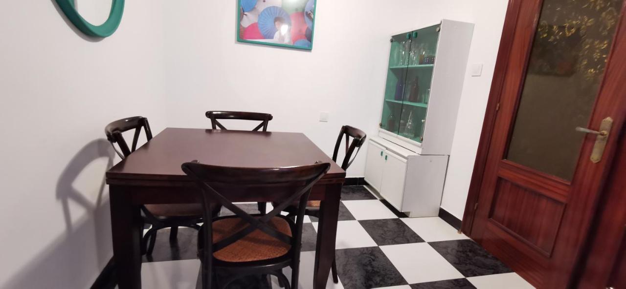 A Cinco Minutos De Todo Apartman Oviedo Kültér fotó